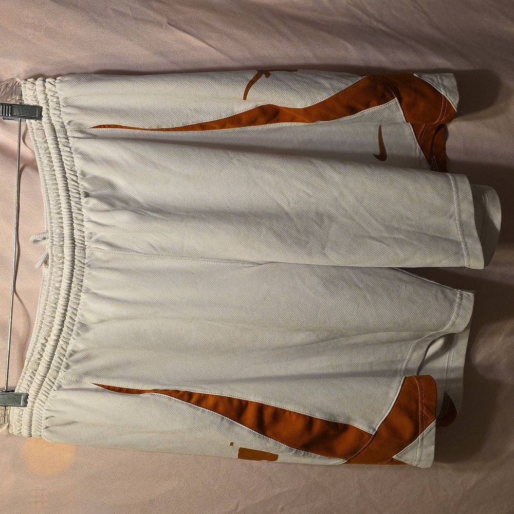 Nike Team Texas Mens Large Shorts (Matt # 46)